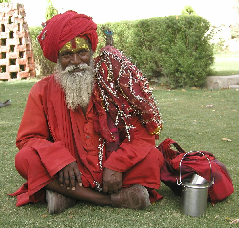 JPEG image - Jaipur: this holy man was pleased to receive a few rupees for his picture ...