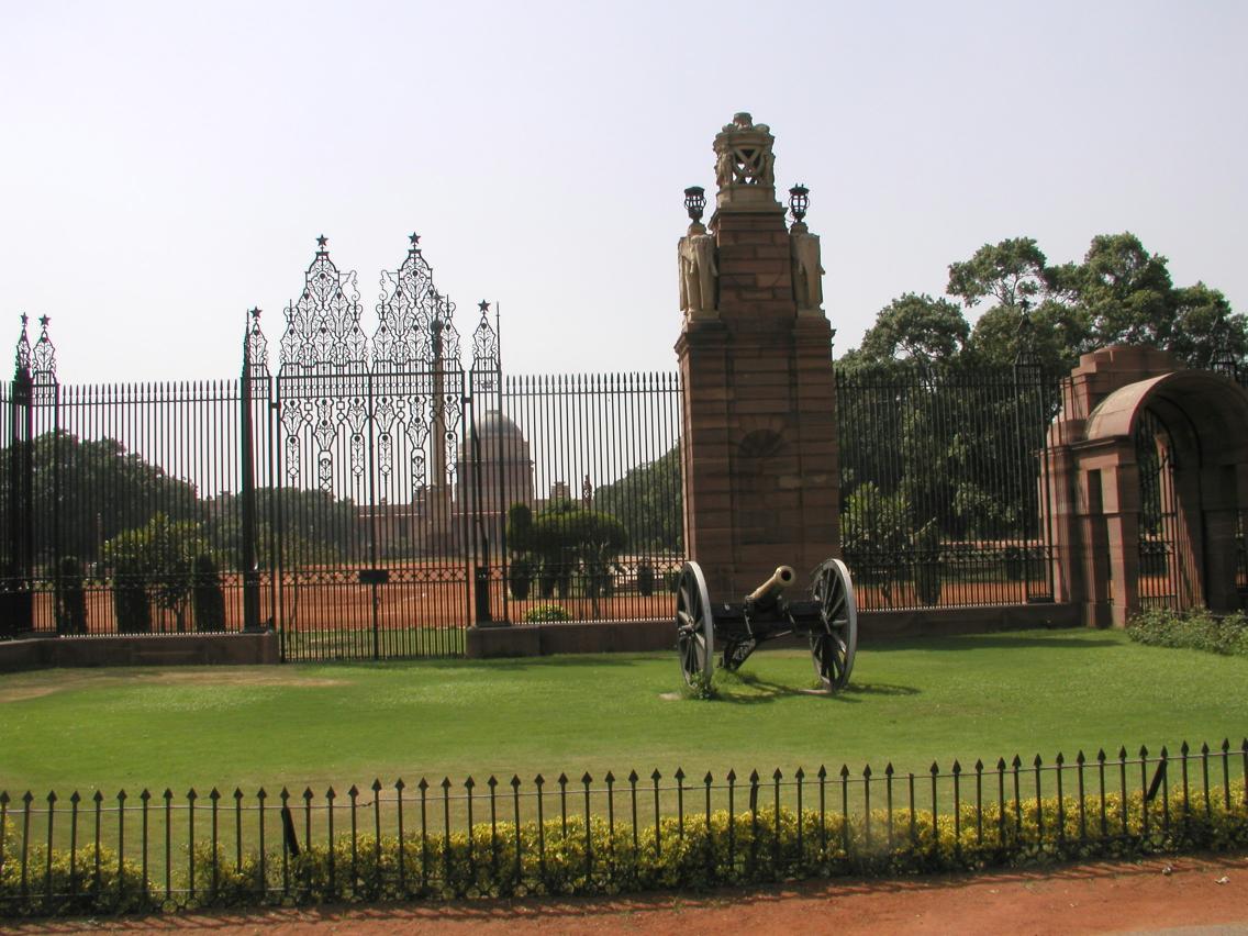 JPEG image - The Prime Minister's official residence in New Delhi ...