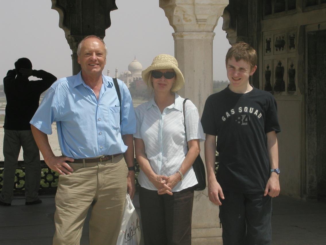 JPEG image - The three of us in Agra fort. ...