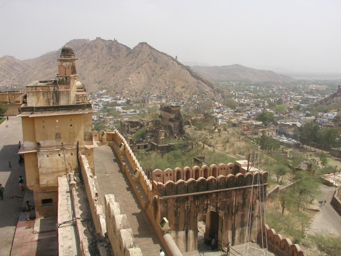 JPEG image - View out from Amber fort ...