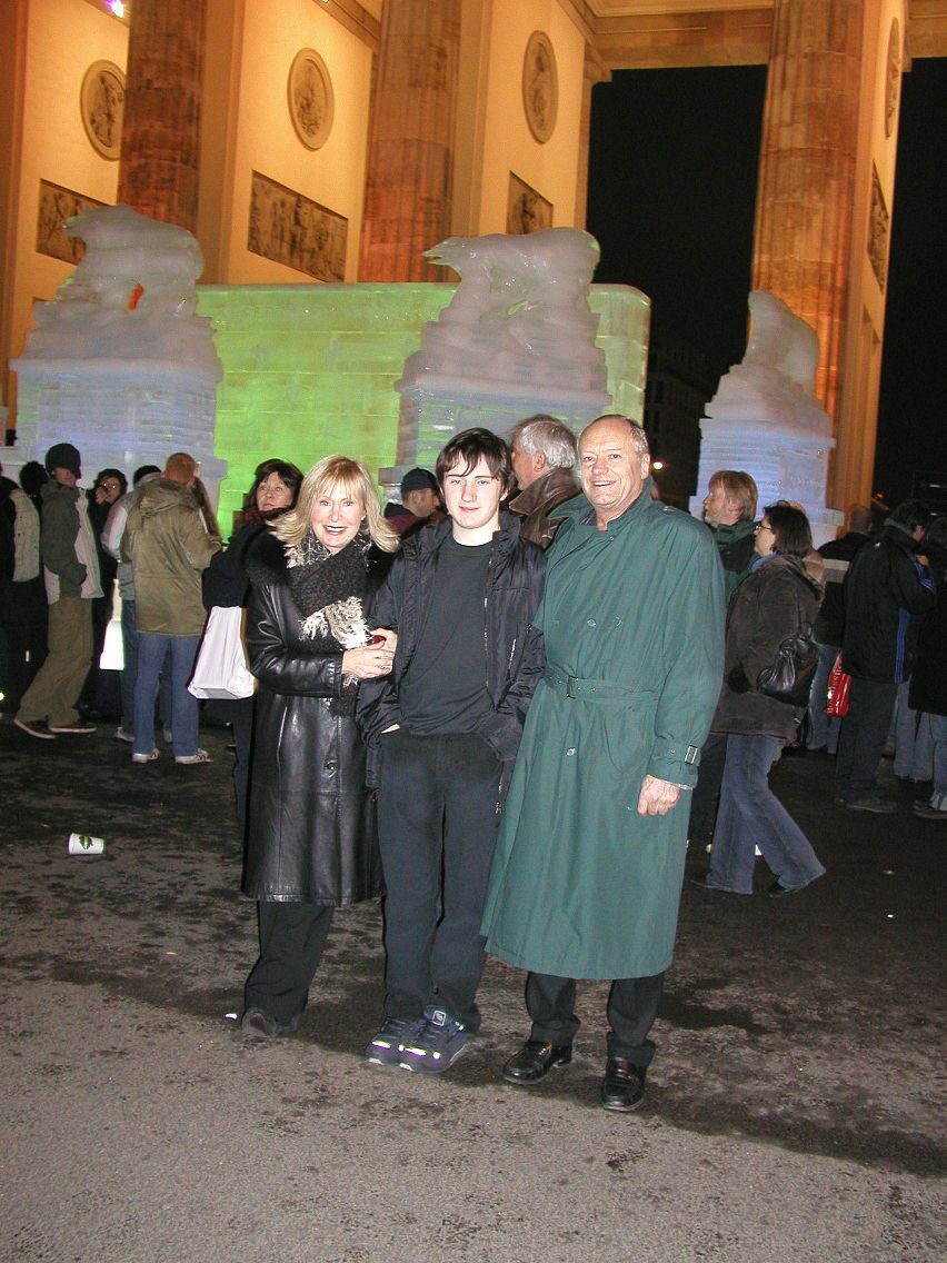 JPEG image - We 3 at the Ice Bar (note the three Berlin bears on top of the columns) before the celebrations. ...