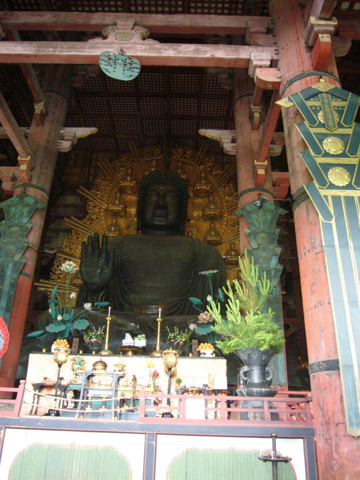 JPEG image - Inside the Todaiji Temple, the 25 meter high Great Buddha. ...