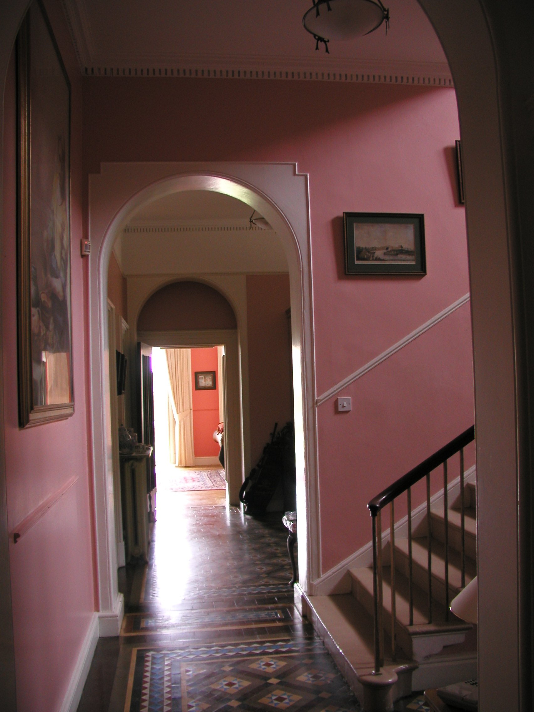 JPEG image - Inner hallway with stairs up ...