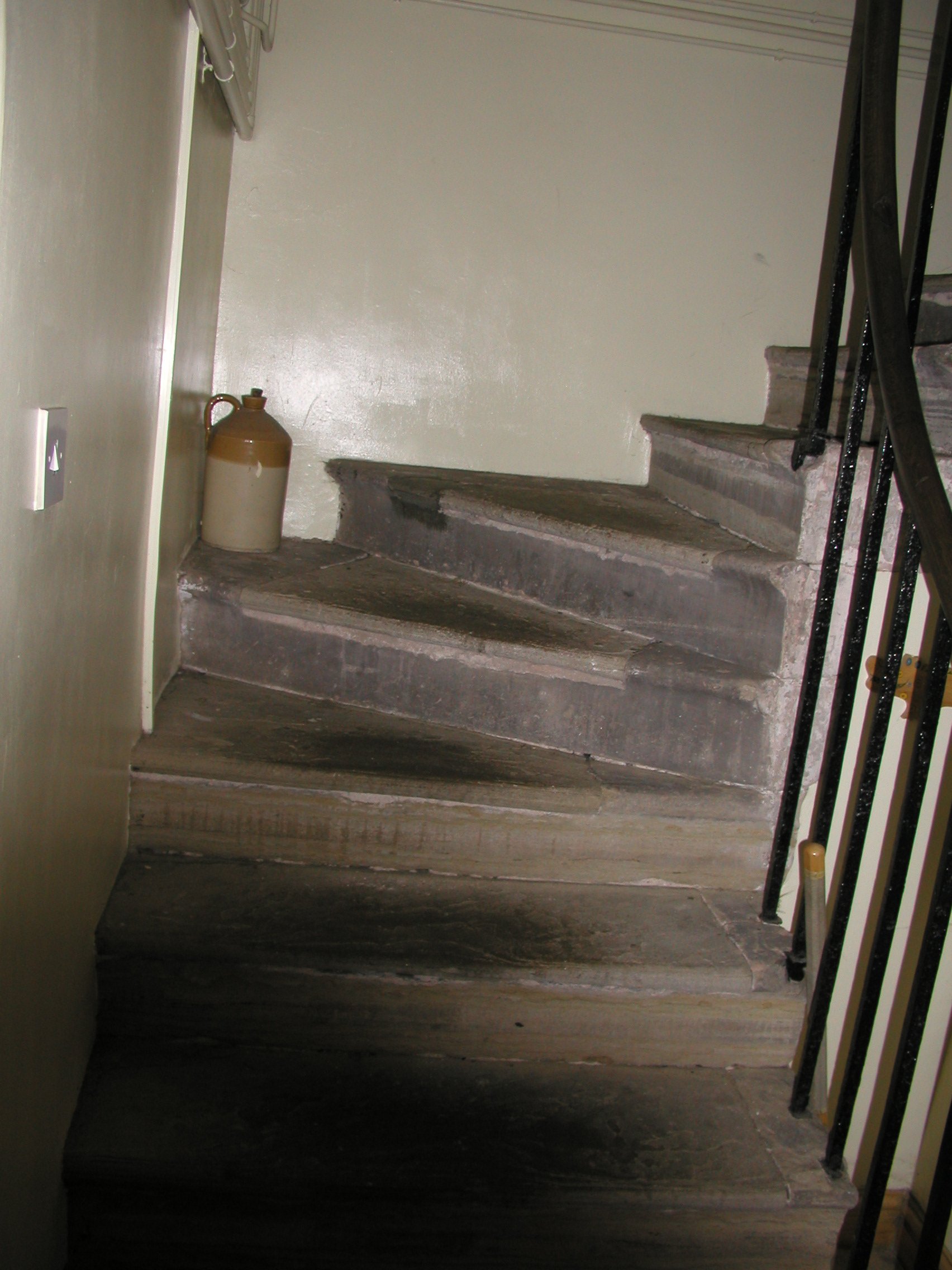 JPEG image - The servants stairs down to the basement