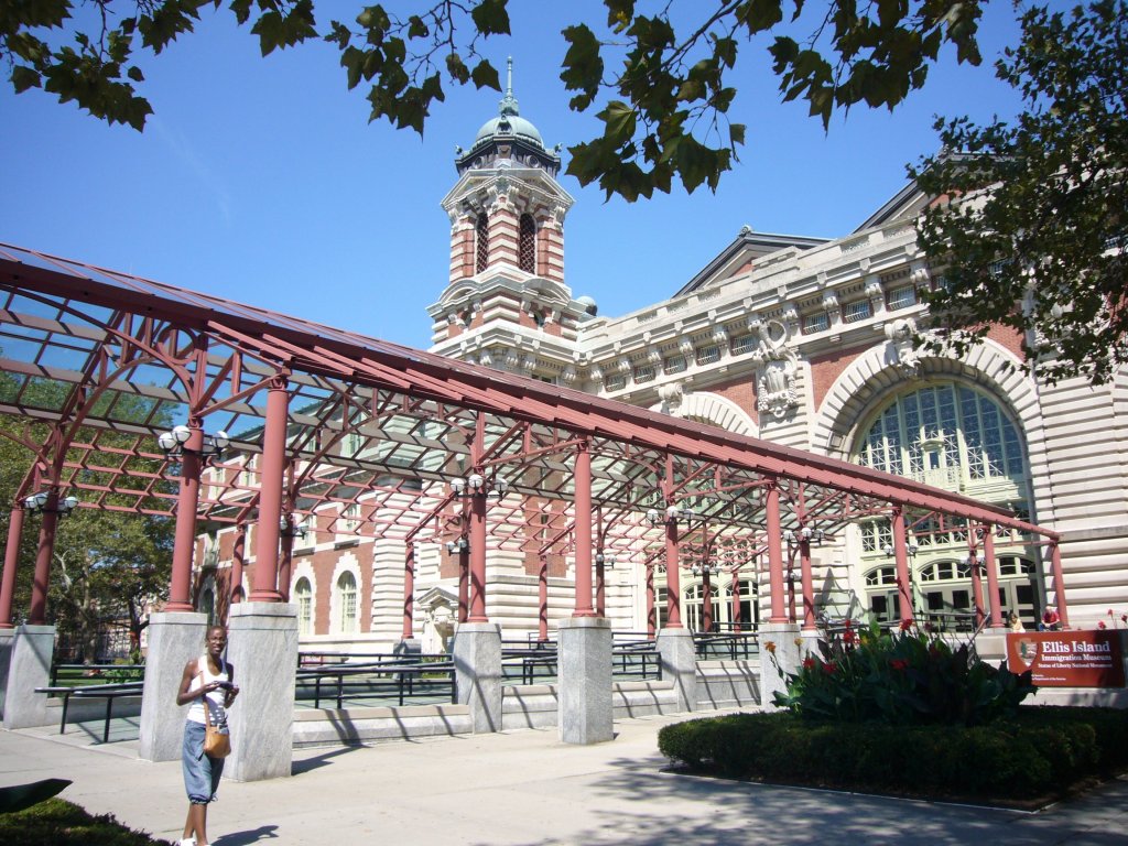 JPEG image - We called in at Ellis Island on the way back ...