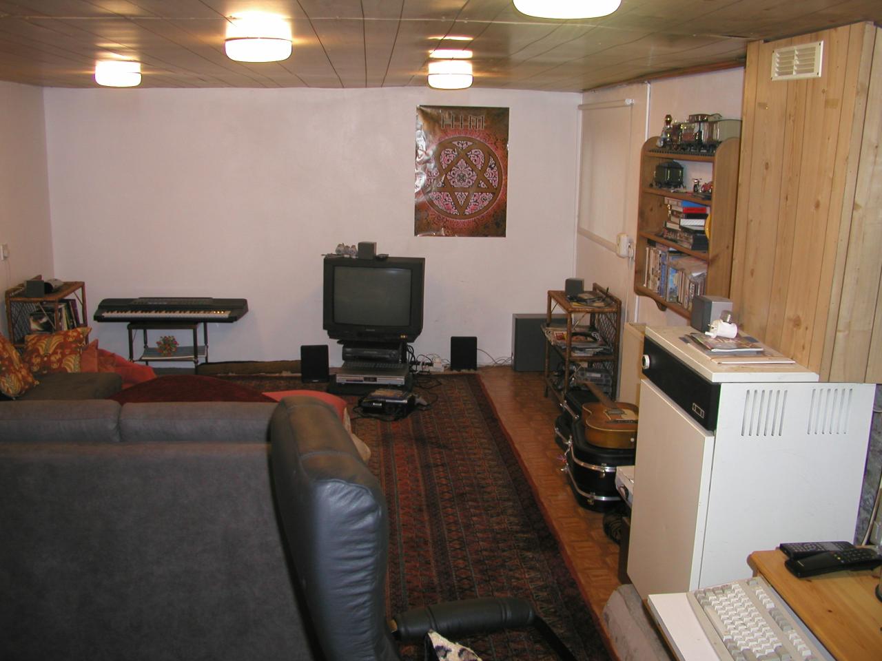 JPEG image - Back cellar room now ...