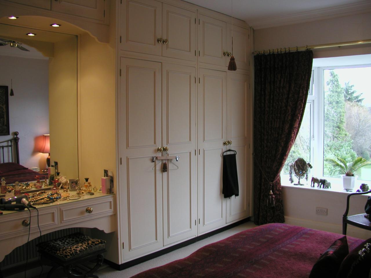 JPEG image - Back bedroom now ...