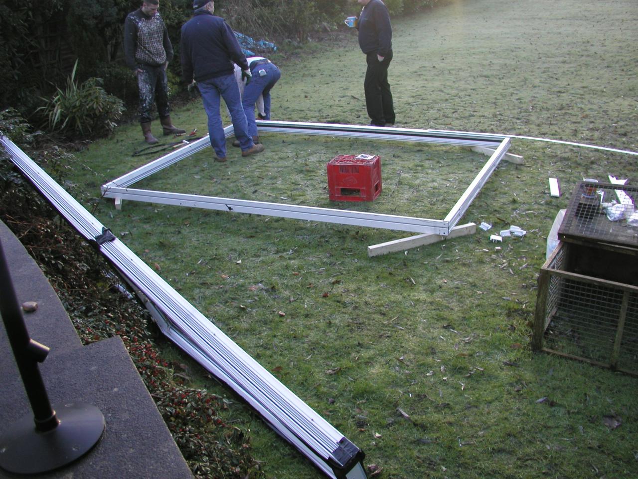 JPEG image - 19th December: The aluminium framing being assembled ...